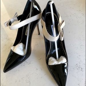 Manolo Blahnik Black Patent Leather Heels